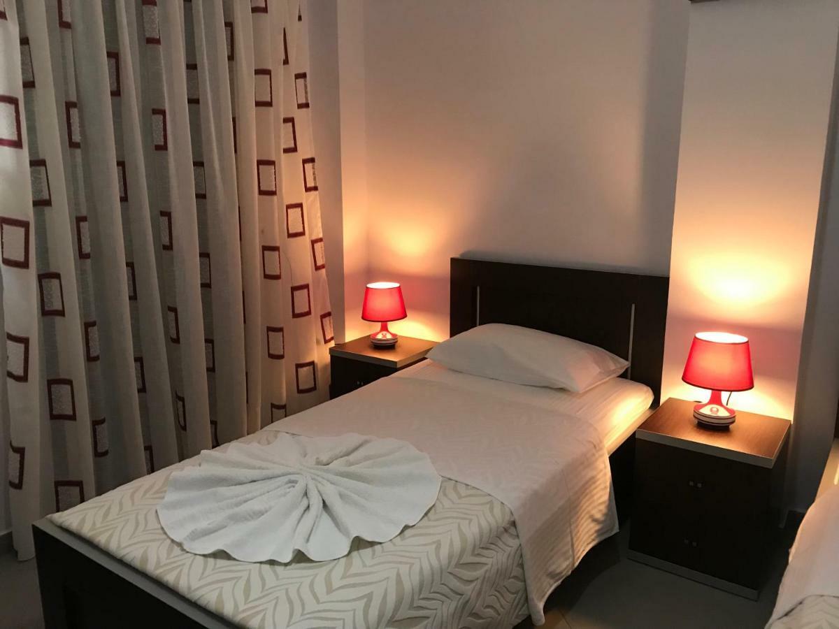 Erdeti Boutique Hotel Sarande Bagian luar foto